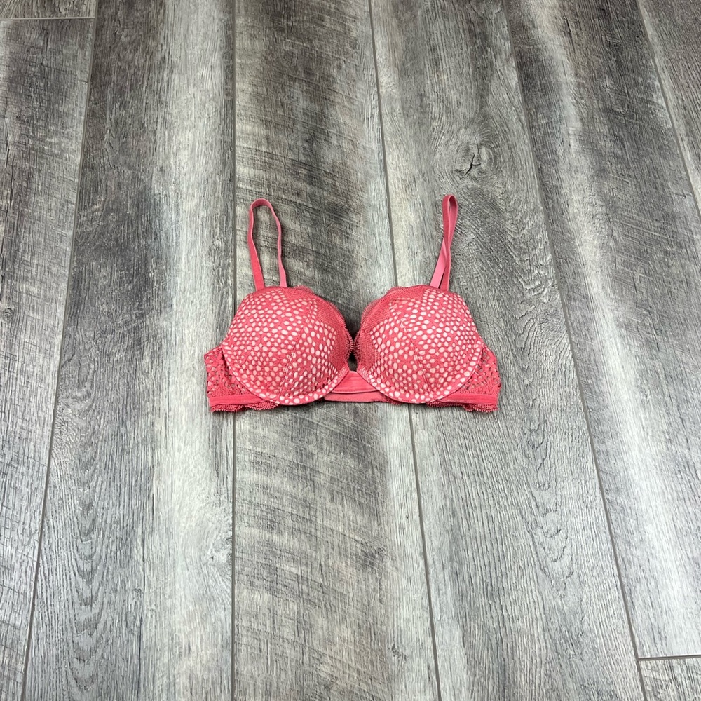 32B‎ VS Dusty Pink Lace Bra